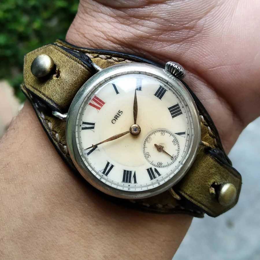 JAM TANGAN ANTIK ORIS MILITARY SUB SECOND