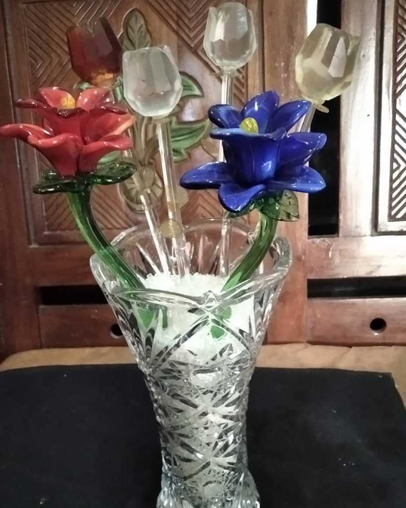 Bunga Kristal Vintage