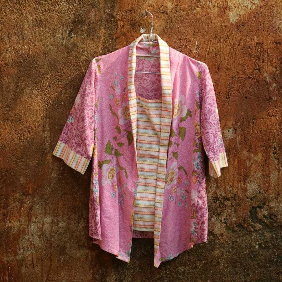 Kebaya Kutubaru Klasik Lawasan