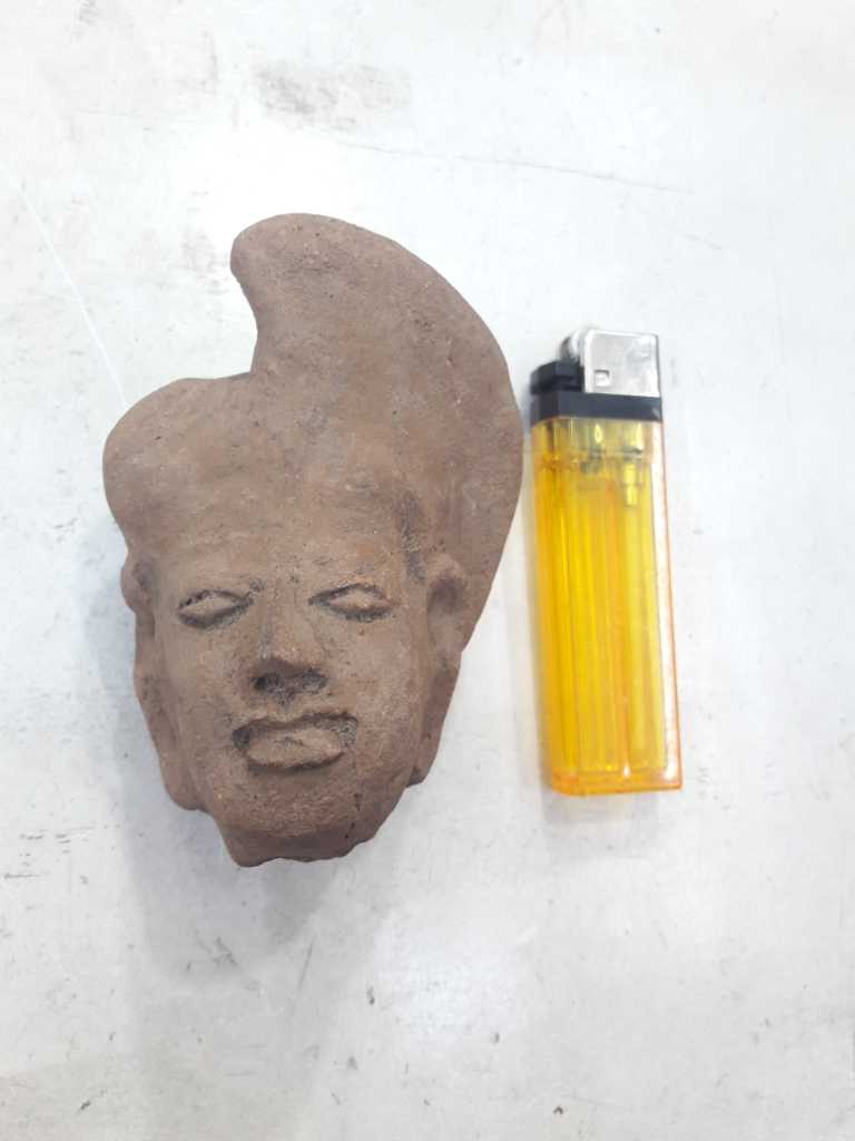 Patung Terakota Antik