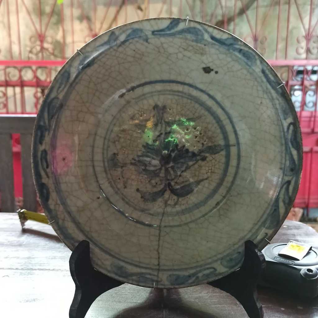 Piring Keramik Antik China