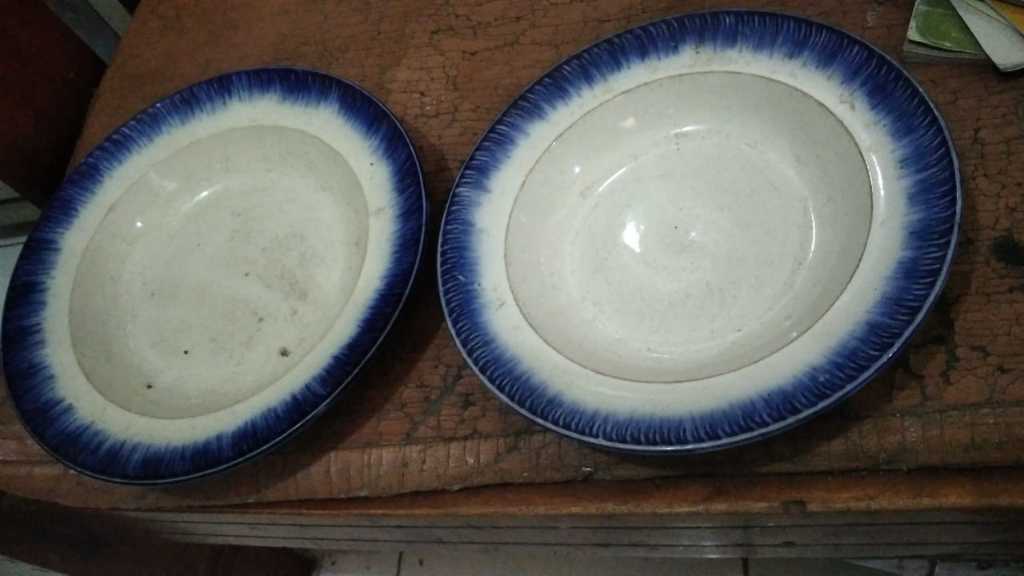 Piring Porcelain Vintage Eropa