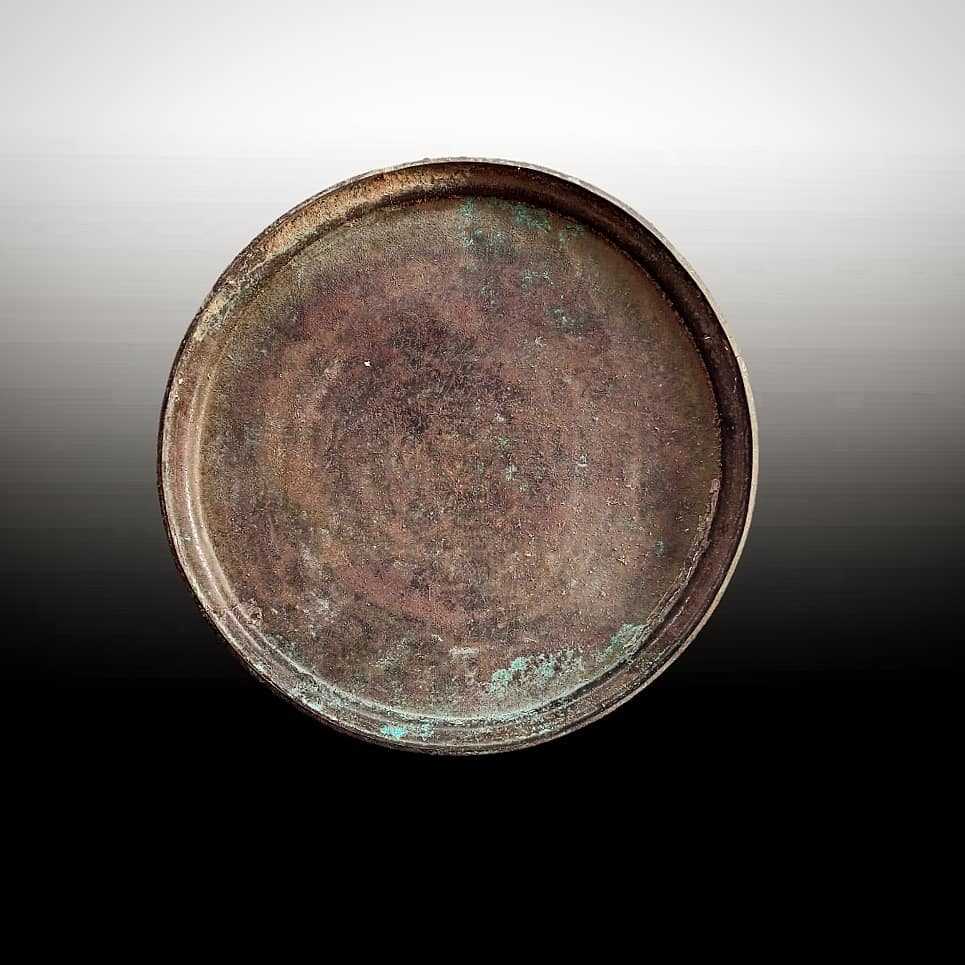 Nampan Perunggu Antik