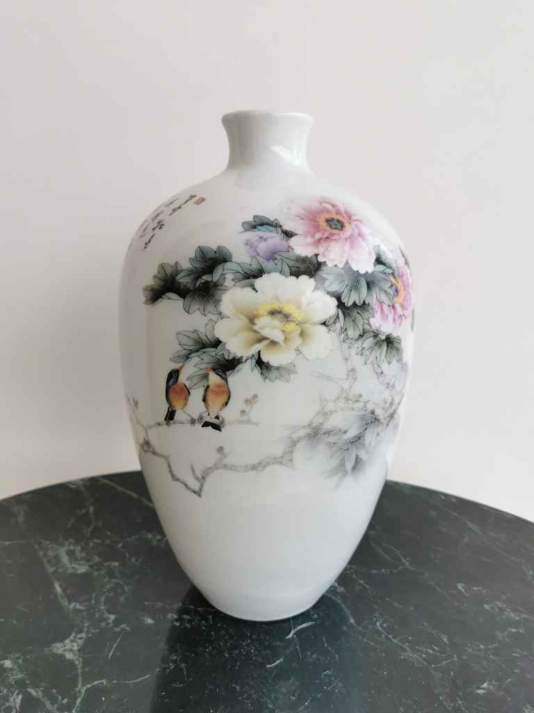 Guci Keramik China Antik