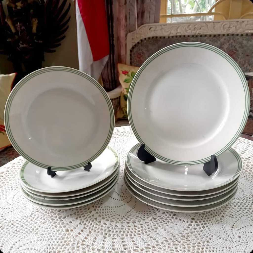 Piring Keramik Vintage
