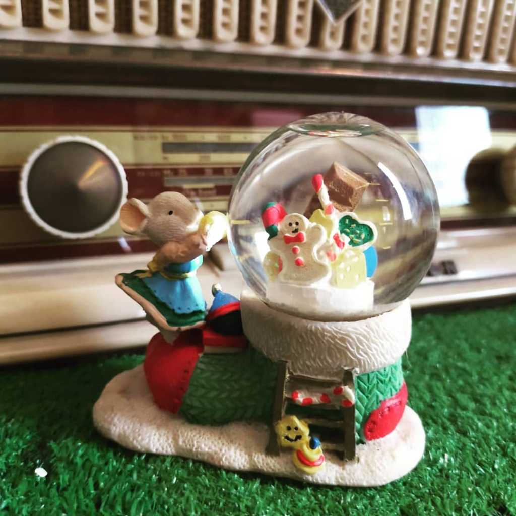 Pajangan NATAL JADUL BAHAN RESIN DAN KACA