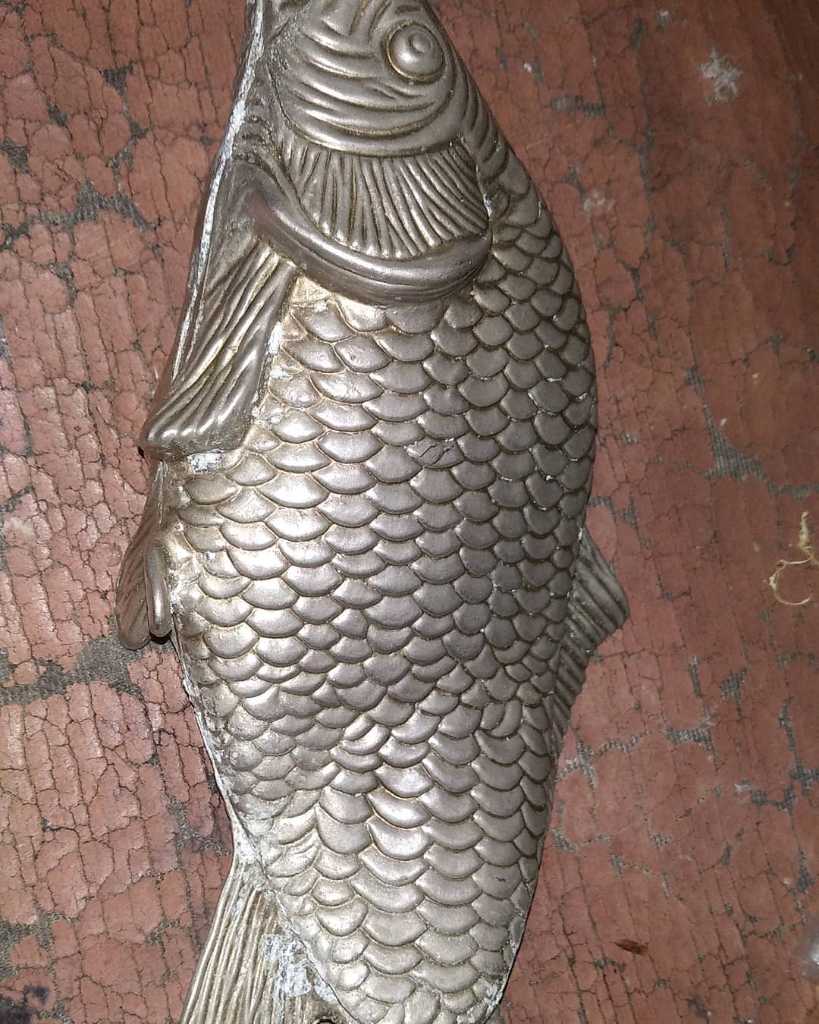 Tempat tissue bentuk Ikan lapis perak panjang 18cm