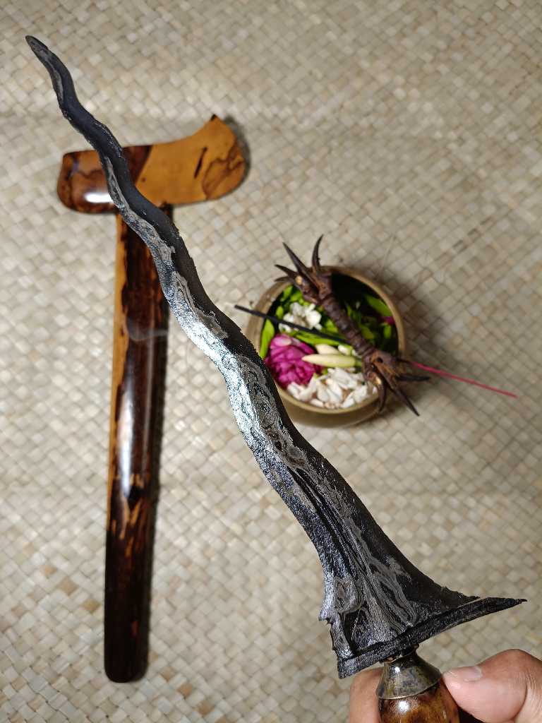 KERIS PUSAKA BERTUAH PANIMBAL LUK 9 MAJAPAHIT ELSUBHA