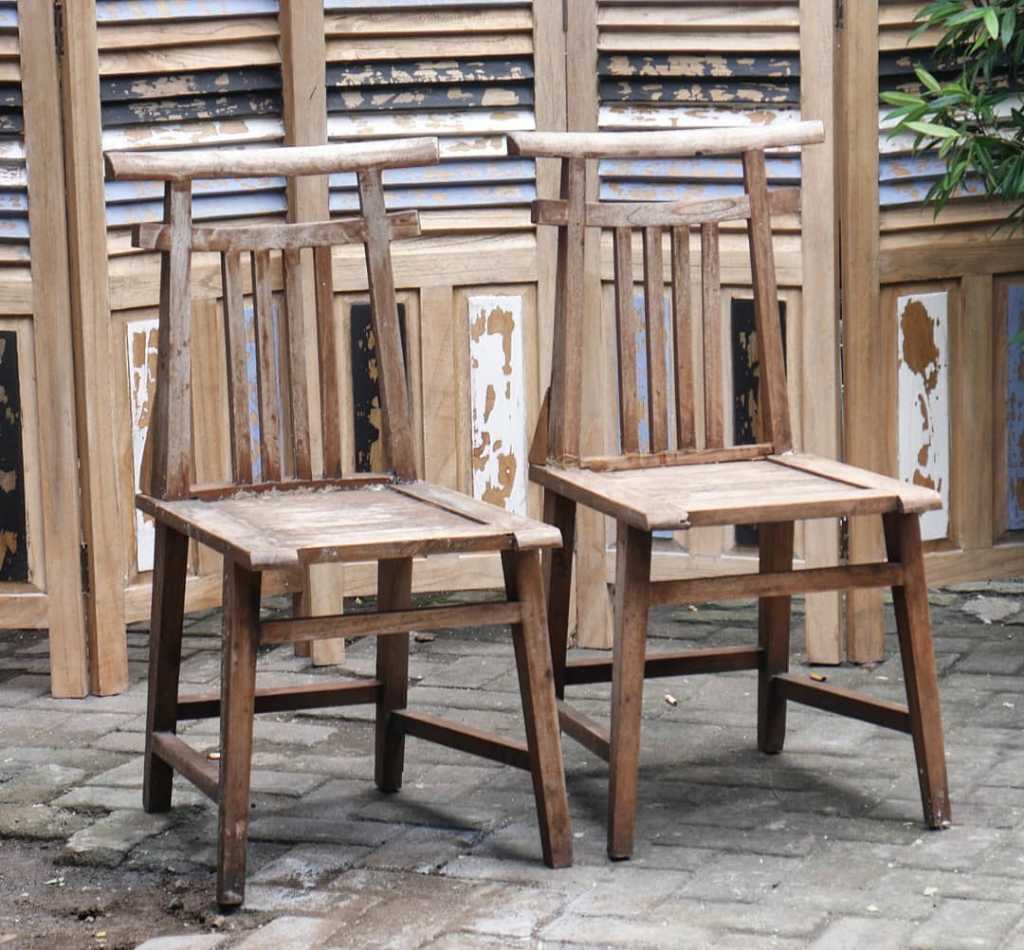 Kursi Kayu Gaya Oriental