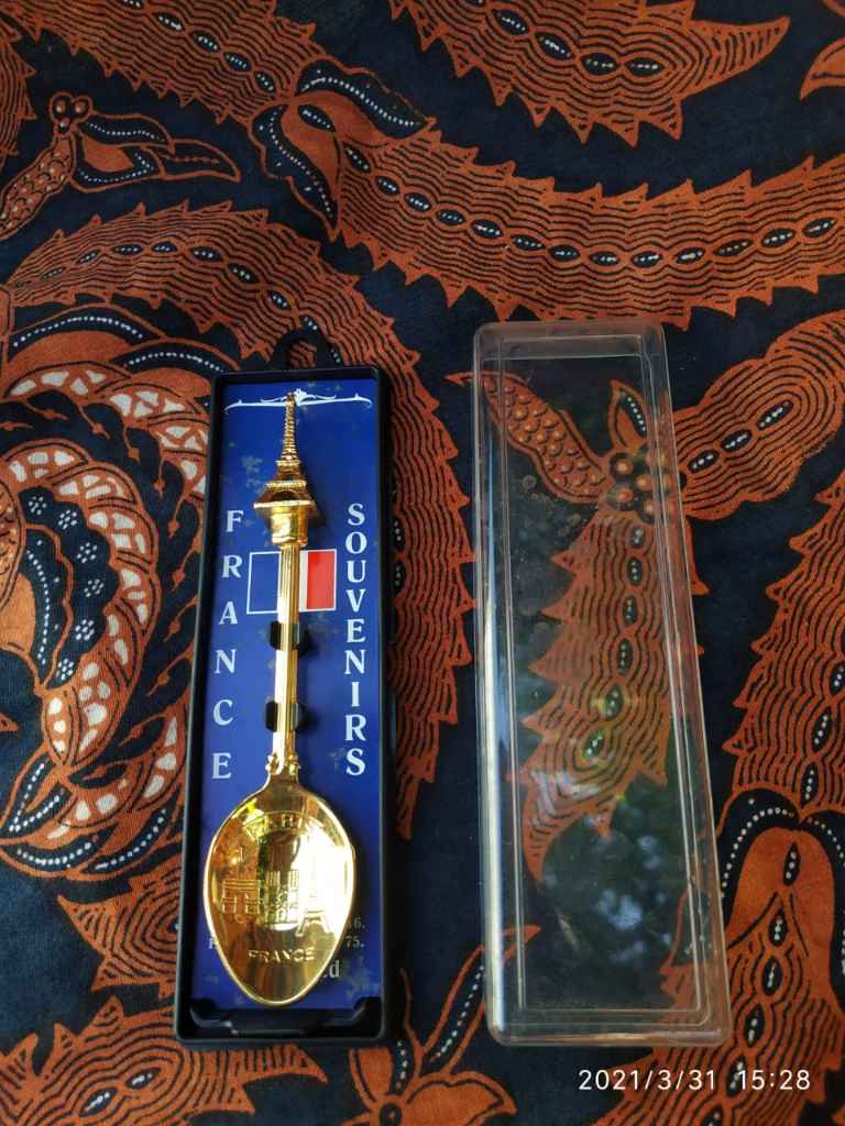Sendok Souvenir Prancis dengan Box NOS [HB150]