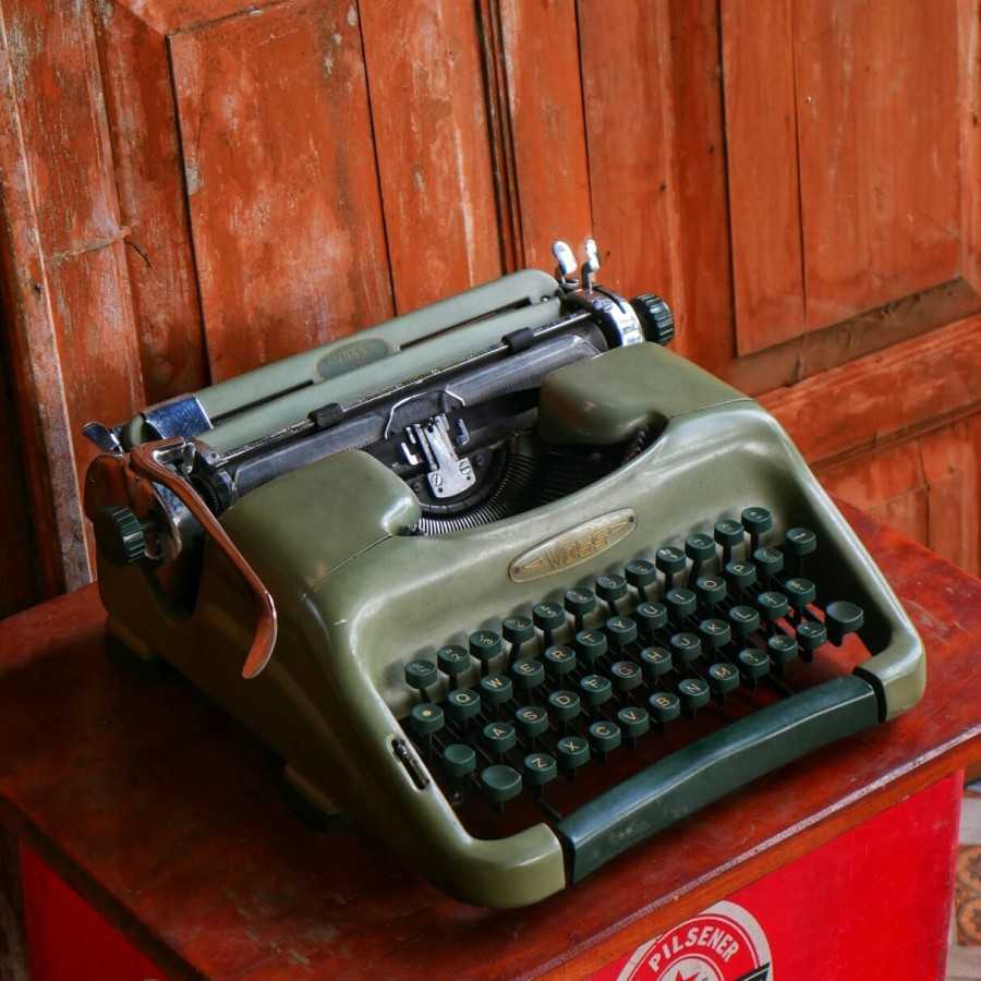 Mesin Ketik Antik Voss Asli Jerman