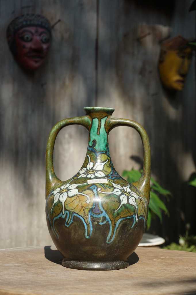 Guci Gouda Belanda Motif Bunga