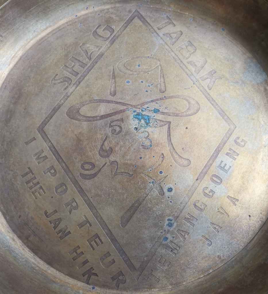 Nampan Kuningan Antik