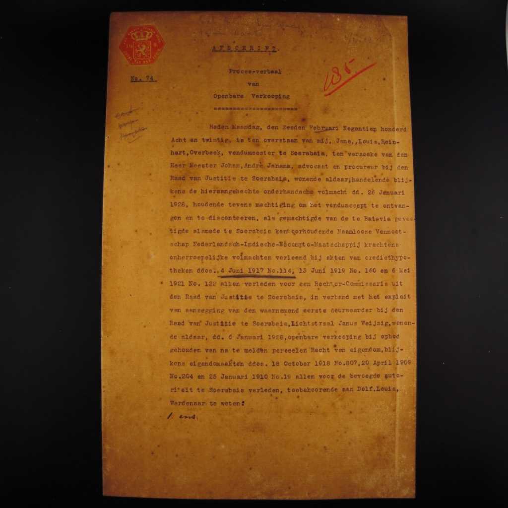 Koleksi Dokumen Akta Jual Beli Tanah Pemerintahan Hindia Belanda Desa Kawatan Kampung Penajakan Wilayah Surabaya Tanggal 4 Juni 1917 No 114
