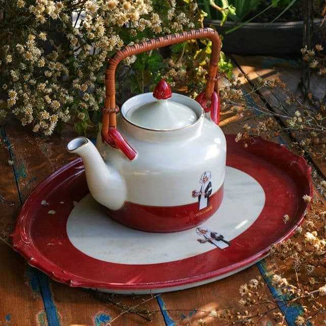 Teko Porcelain Eropa Antik