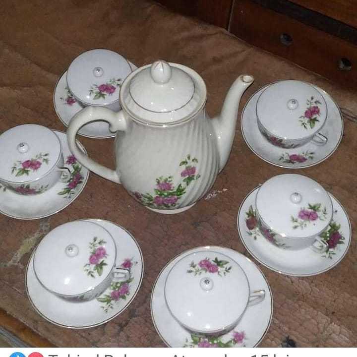 Cangkir Porcelain Vintage