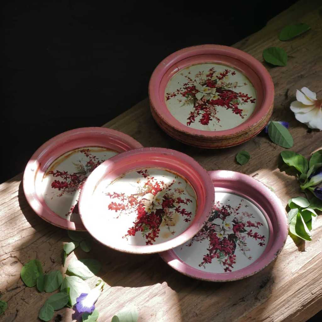 Wadah Kue Klasik Bahan Seng. Diameter 15cm