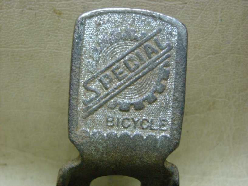 Holder Lampu MISTER Special