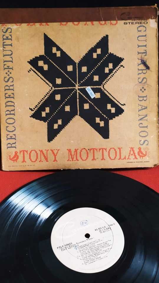 Piringan Hitam Folk Songs - TONY MOTTOLA