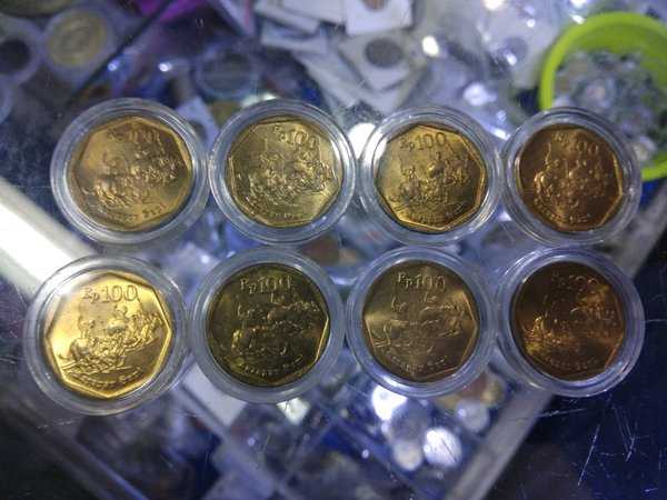 X745 Set Tahun Lengkap 100 karapan sapi 1991-2-3-4-5-6-7-8 total 8 keping kondisi sesuai gambar berikut kapsul