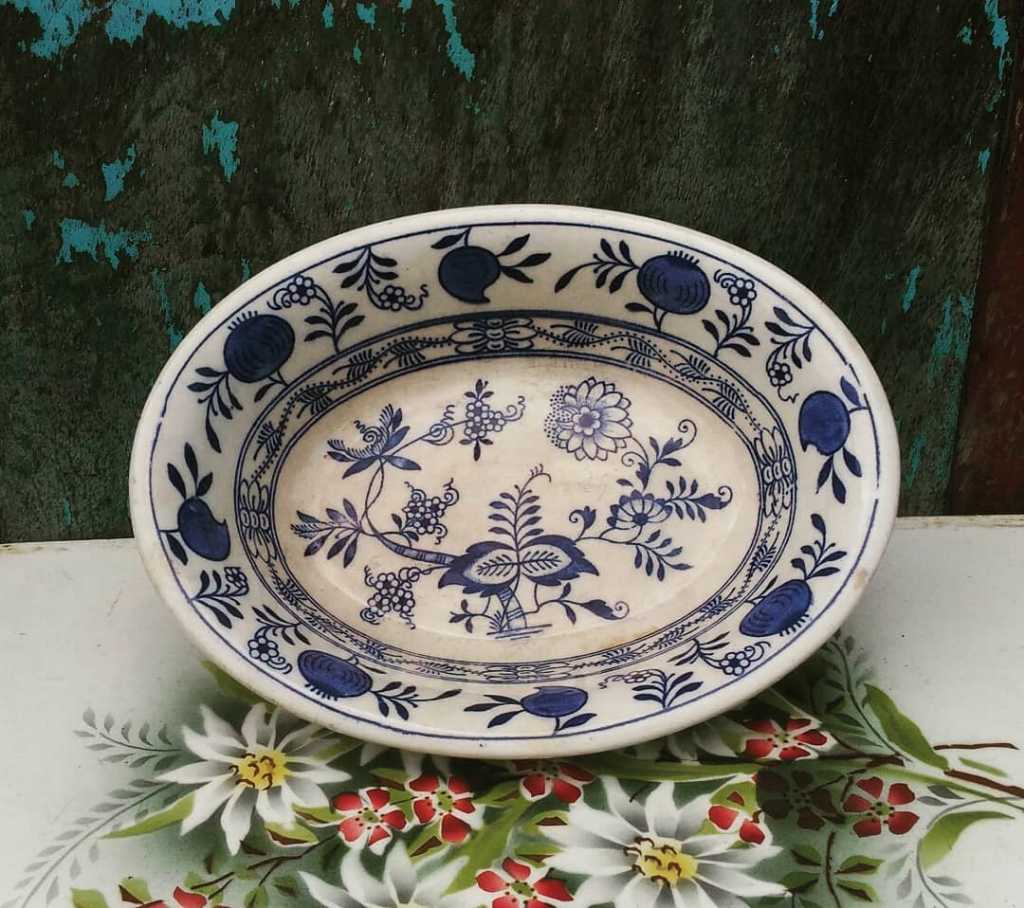 Mangkok Porcelain Eropa Antik