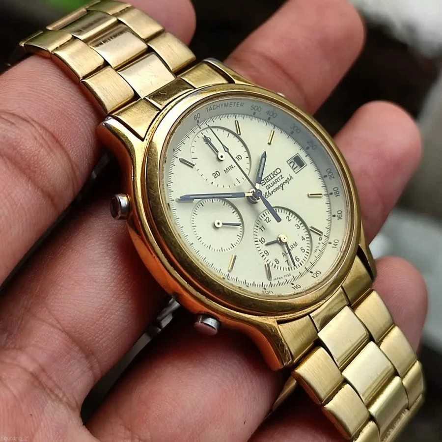 Jam Tangan Seiko chronograph alarm quartz 7T32