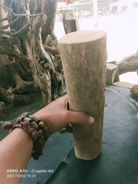 Bahan Kayu Songgo Wojo wingit