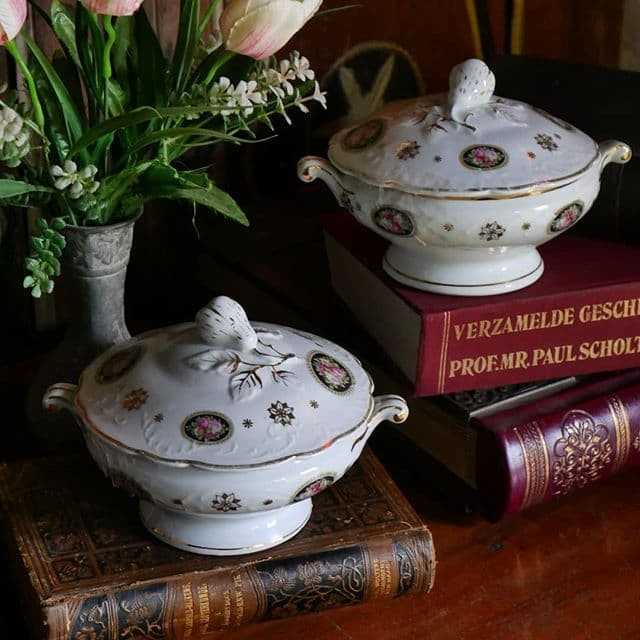 Mangkok Porcelain Antik