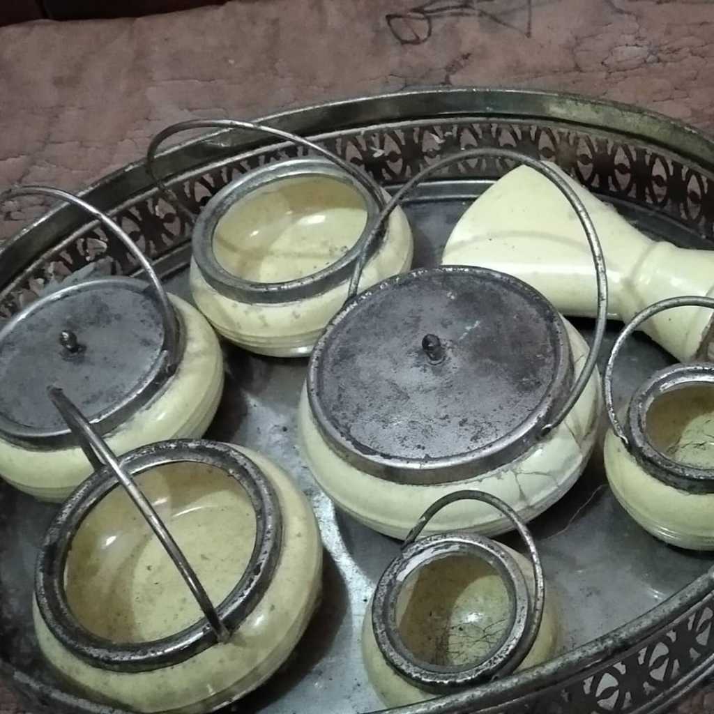 Kinangan Kuningan Antik