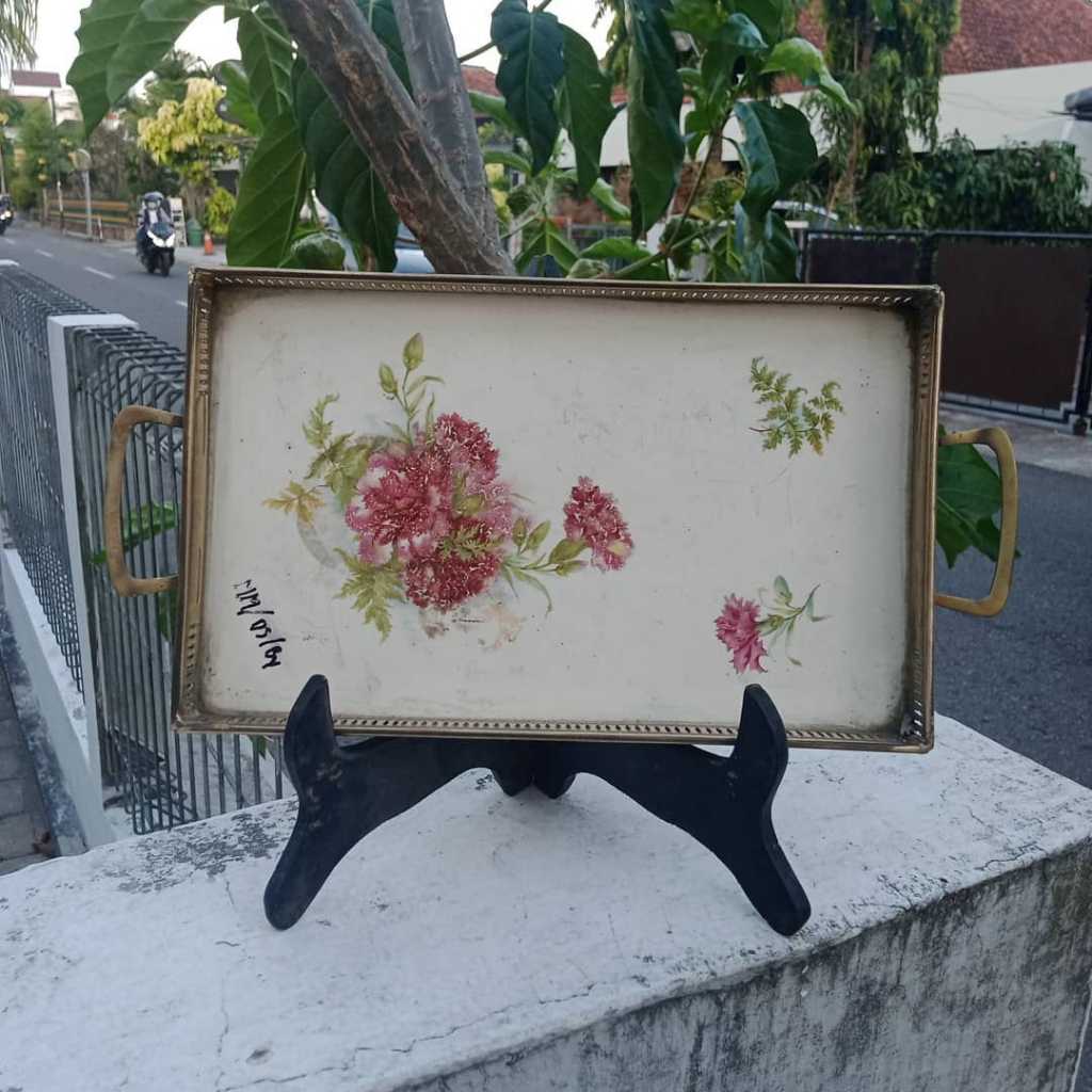 Nampan Keramik Vintage