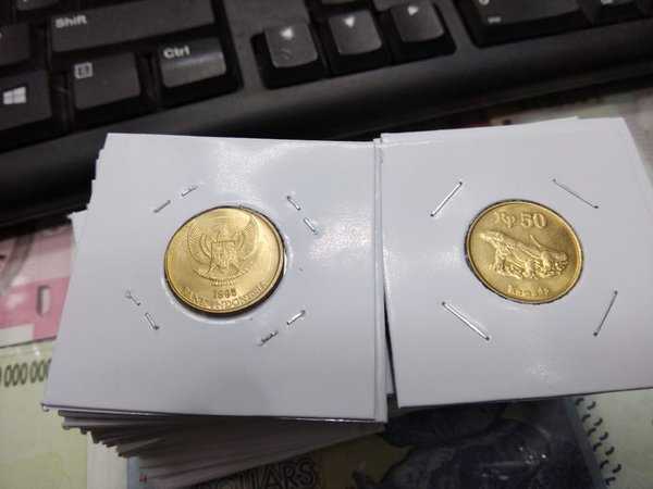 X464 Indonesia 50 Rupiah komodo Tahun 1995 Kondisi Mulus Buka Dari Roll Per 11 Keping