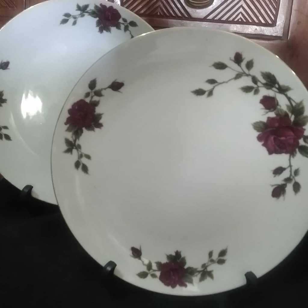 Piring Porcelain Vintage