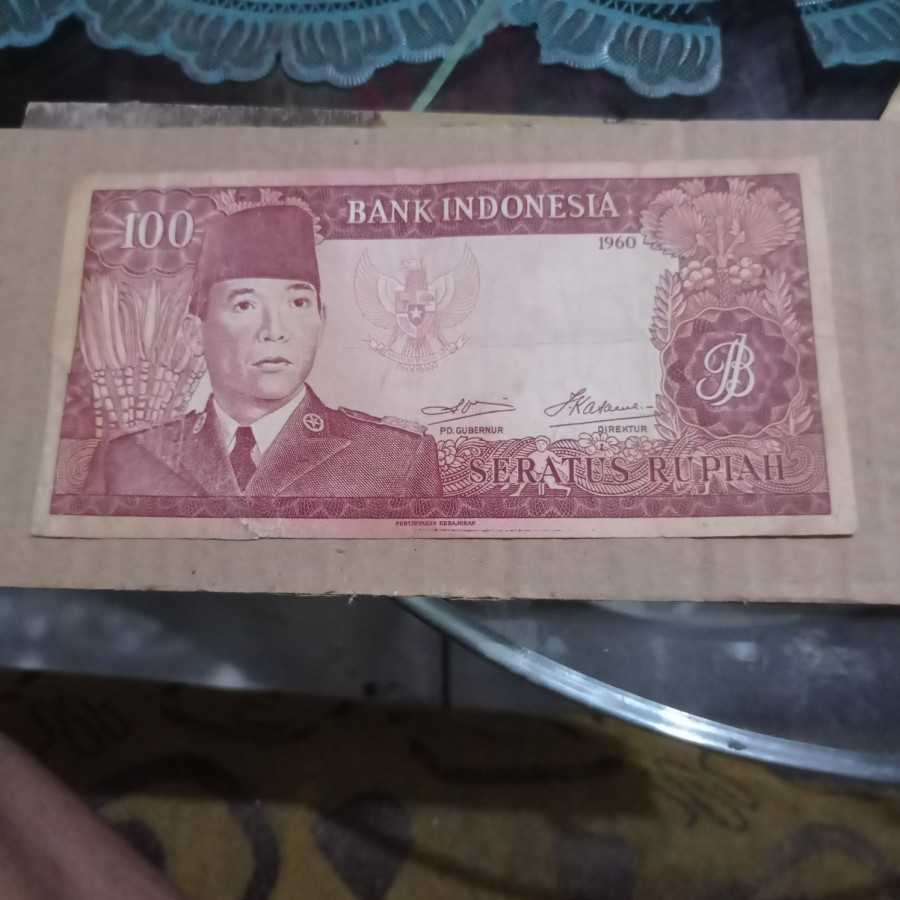 uang kuno 100 soekarno vf bagus