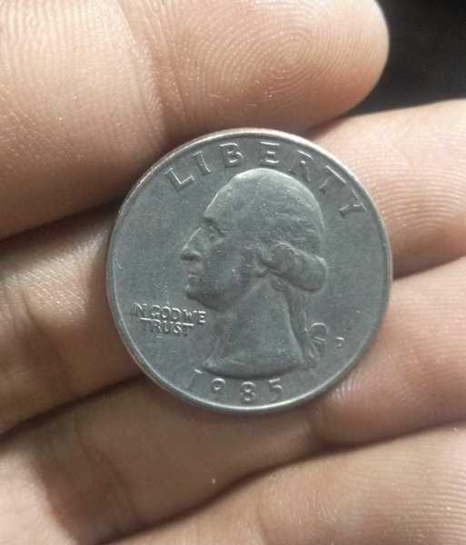 A 1997 Koin Quarter Dollar USA Tahun 1985 Bekas Pakai Kondisi Sesuai Gambar