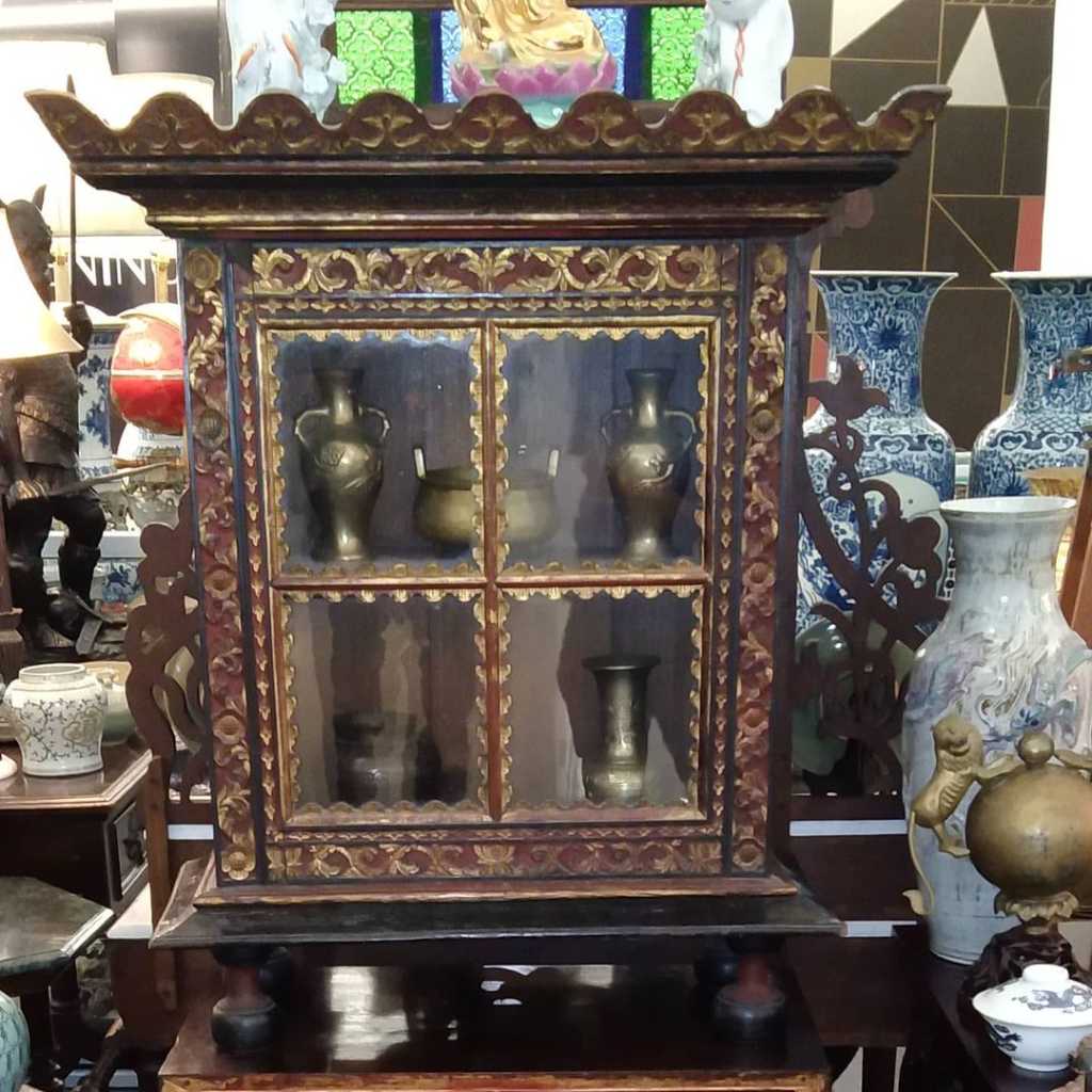 Lemari palembang ORI, lawasan