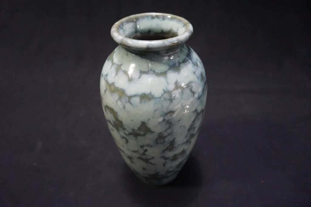 Vas Porcelain Vintage