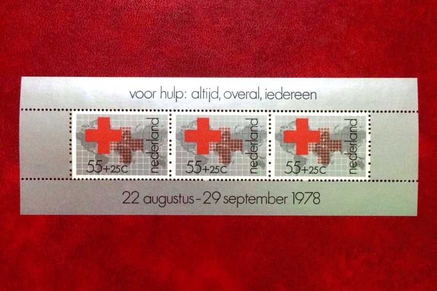 Perangko . Belanda (Netherland) - 1 mini blok isi 3 pcs