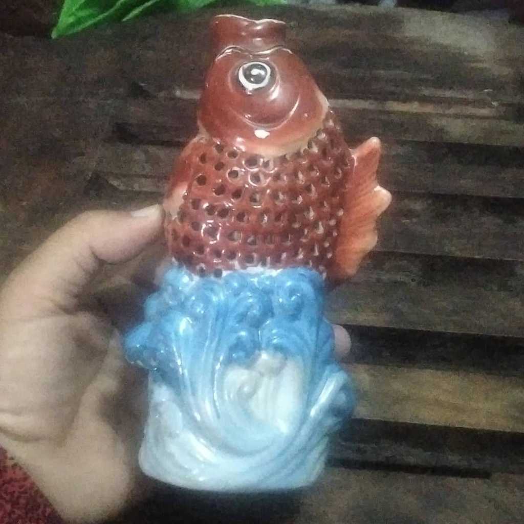 hiasan keramik bentuk ikan