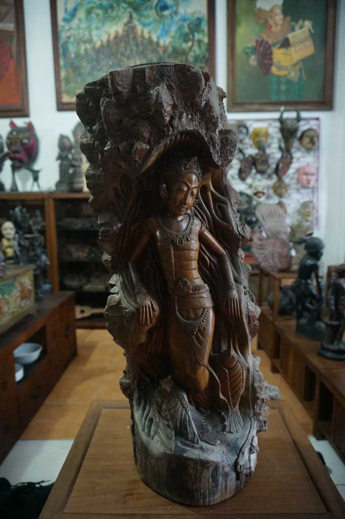 Patung Kayu Bali
