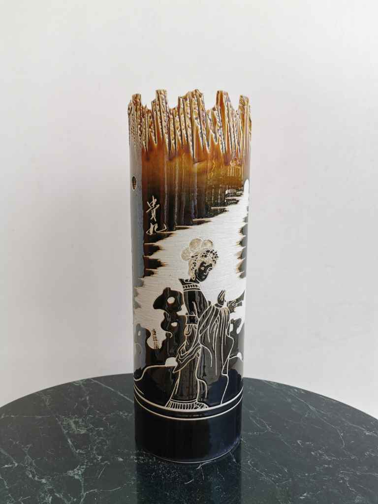 Guci Keramik China Antik