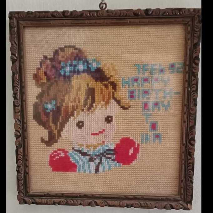 Kristik lawasan / jadul.ukuran 33cm x 35cm.