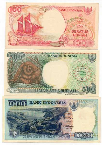 BL3101 Set 3 Lembar Uang Indonesia Edisi Tahun 1992 Kondisi Terpakai