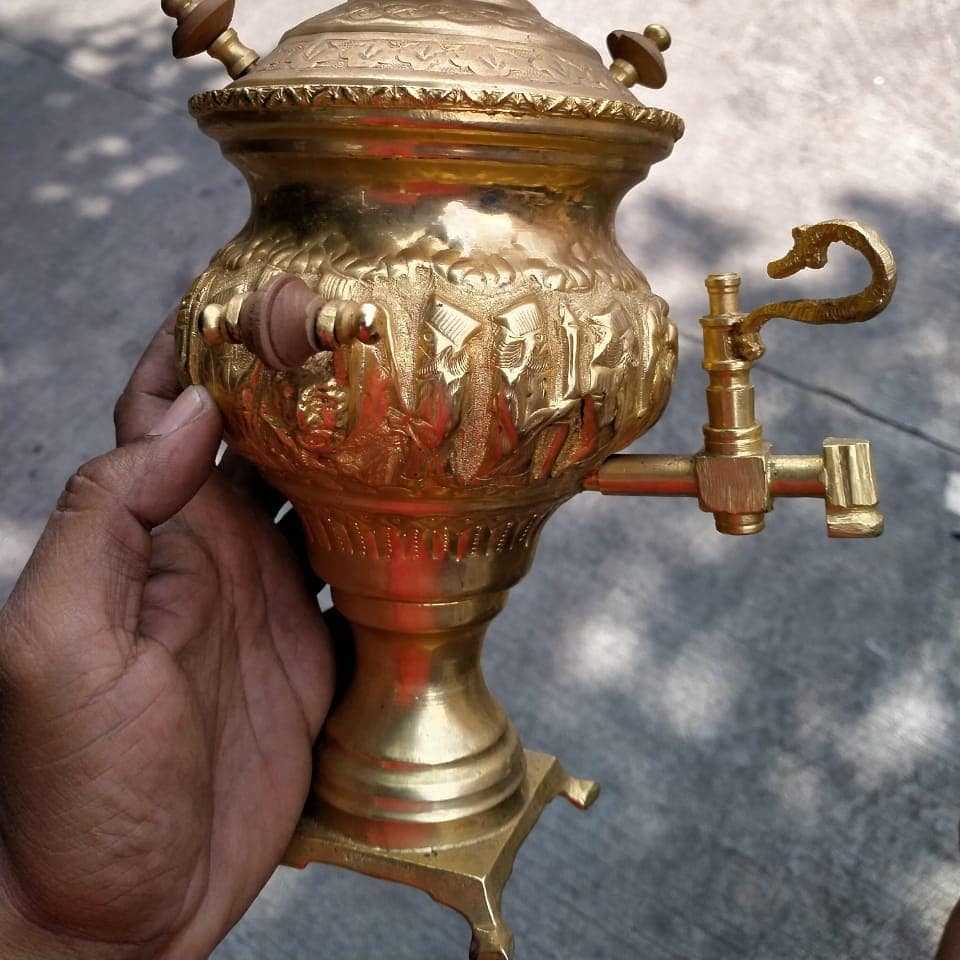 Samavor bahan full Kuningan.. Ukuran tinggi 30cm