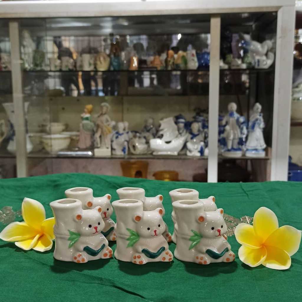 Hiasan keramik Beruang