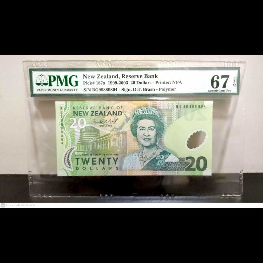 New Zealand 20 Dollars Polymer UNC PMG 67 EPQ Queen Elizabeth