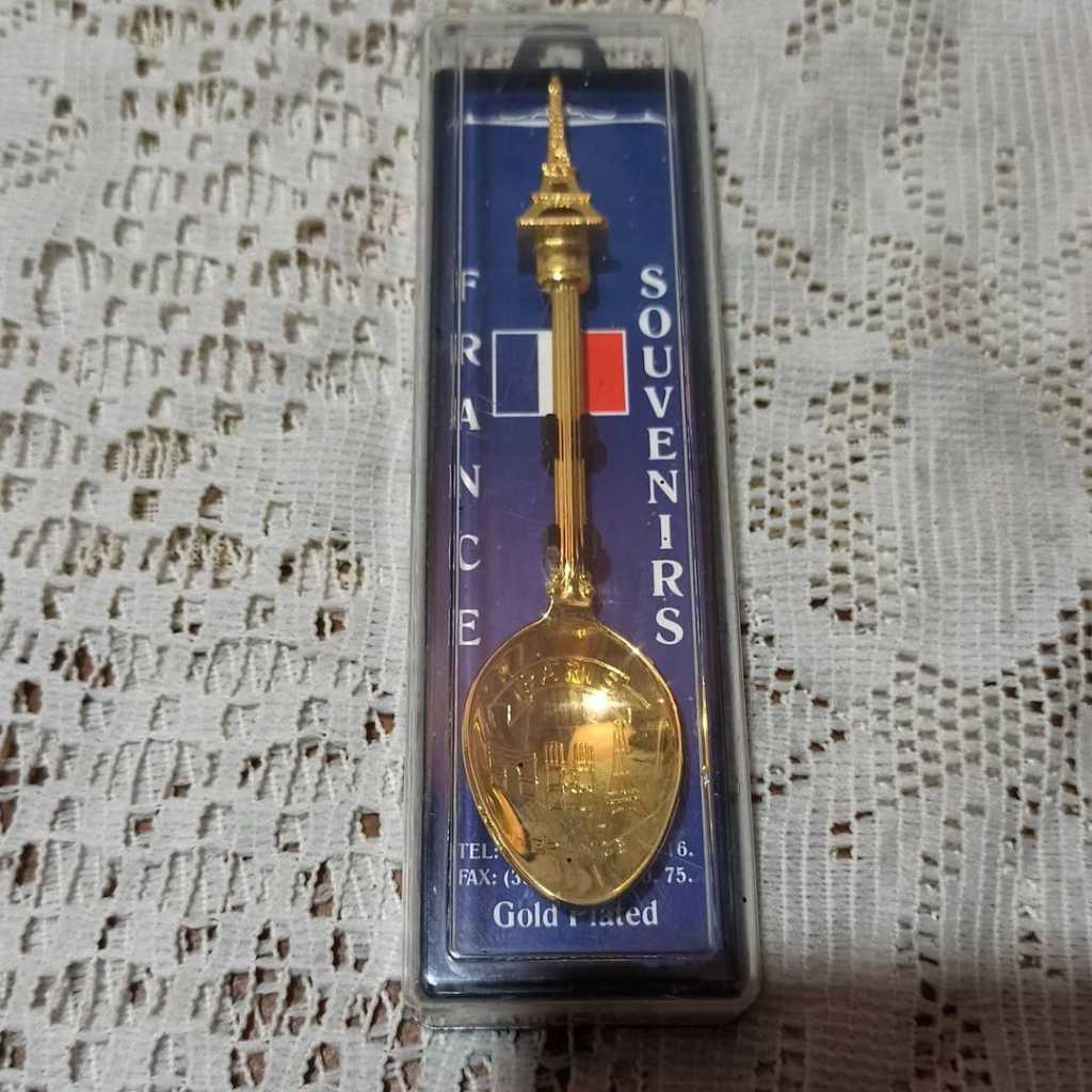 Sendok sovenir France