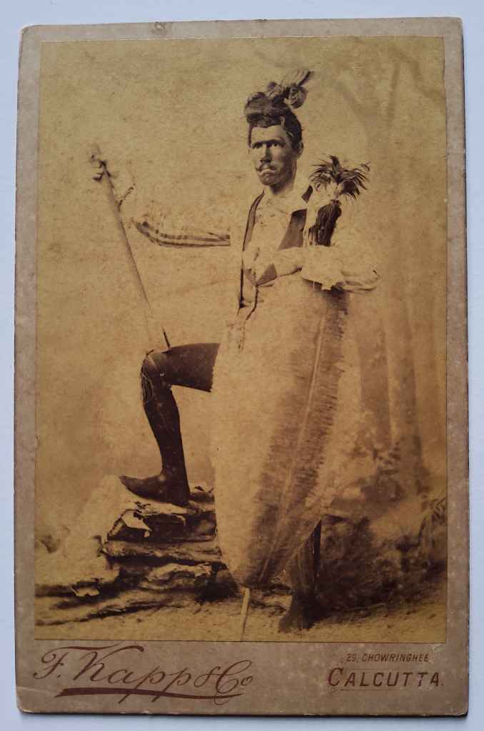 Foto Antik / Foto Kuno ; estimasi tahun 1870-an; ukuran 14,5cm x 10cm (kecil 0027)