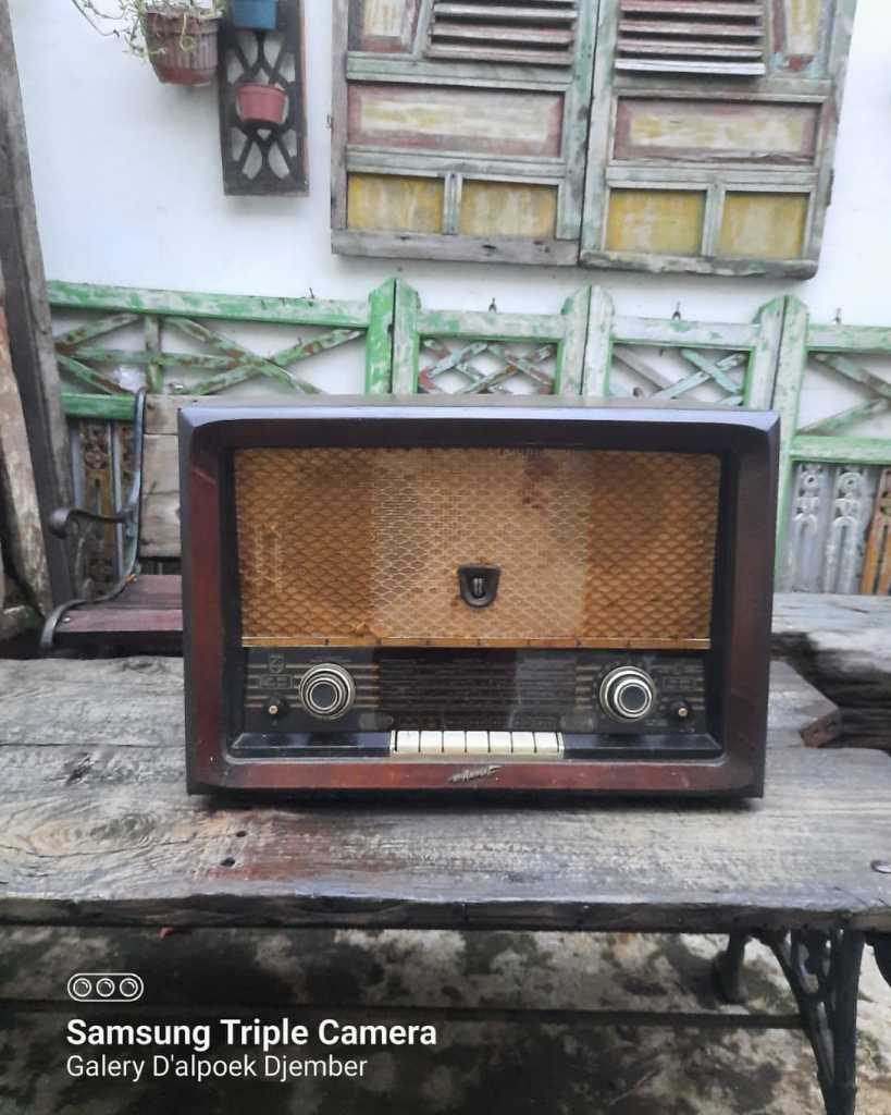 Radio Vintage Eropa