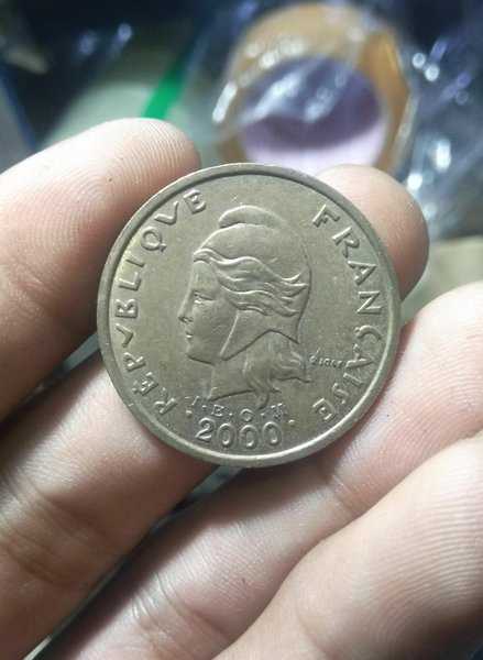 A 2204 Koin Kuno 100 Francs Republika Francaise 2000 Kondisi Sesuai Gambar