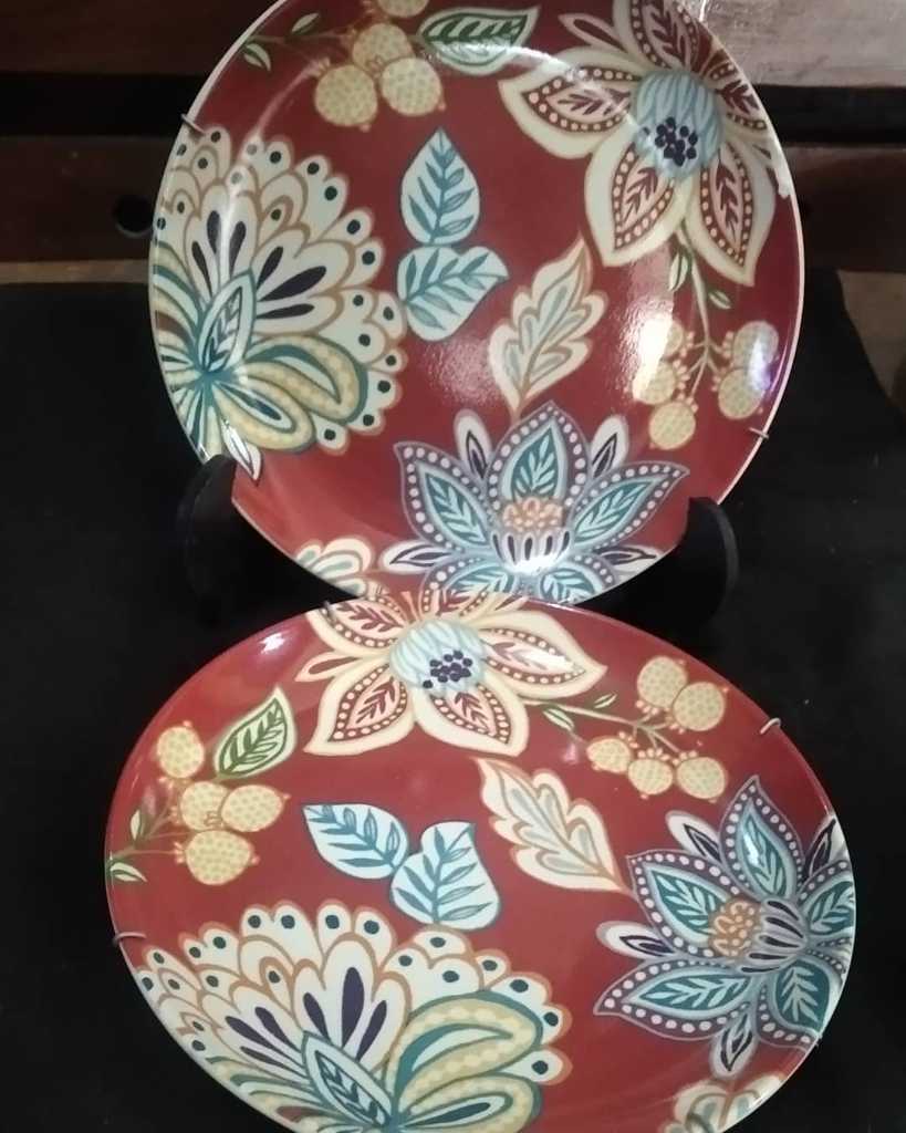 Piring Keramik Vintage